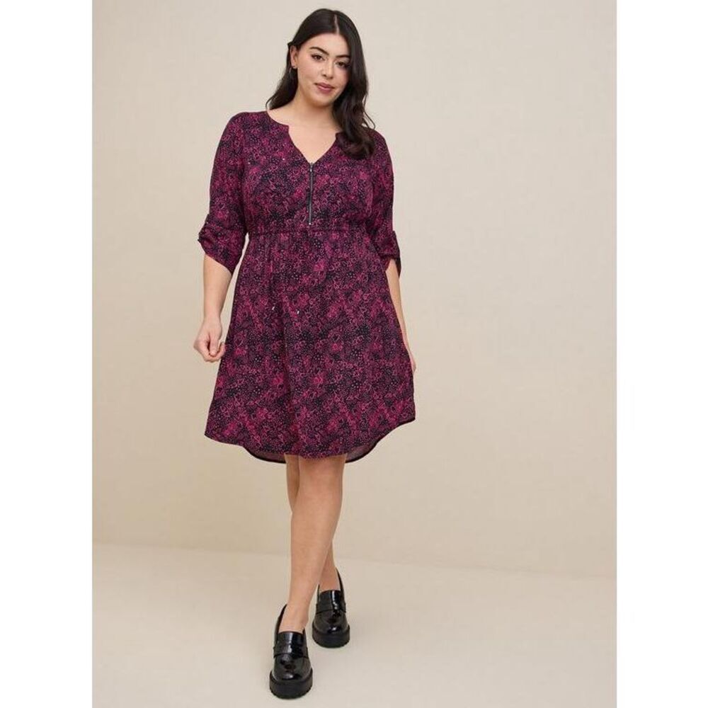 Torrid Zip Front Dress Mini Challis Zip-Front Black Pink‎ Hearts size 4 4X 26